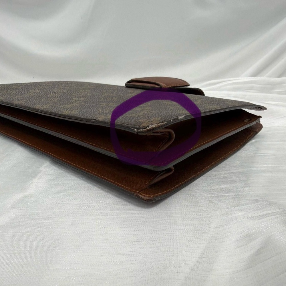 FLASH SALE Louis Vuitton Monogram Courelles Clutch with COA - see details - Picture 4 of 6